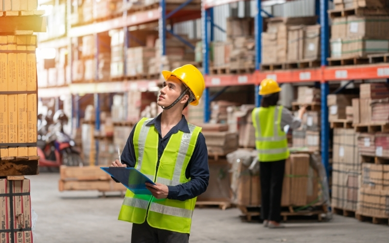 Nên chọn loại máy đóng đai cầm tay nào