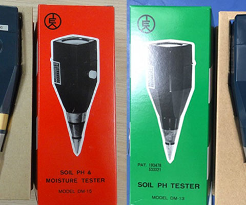 máy đo pH đất DM-13 và DM-15 khác nhau về màu sắc hộp đựng